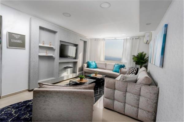 YalaRent SeaView 3BR APT - Families only