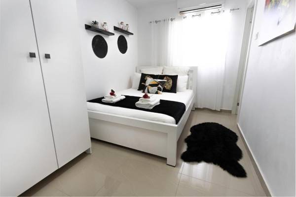 YalaRent SeaView 3BR APT - Families only