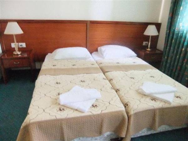 Rosary Sister Guest House Ein Karem