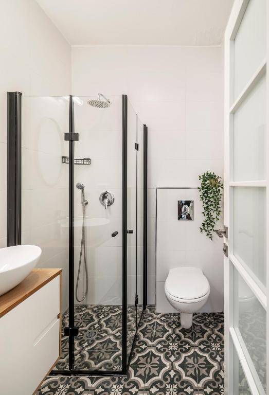 Mr. Agrippa - By TLV2GO