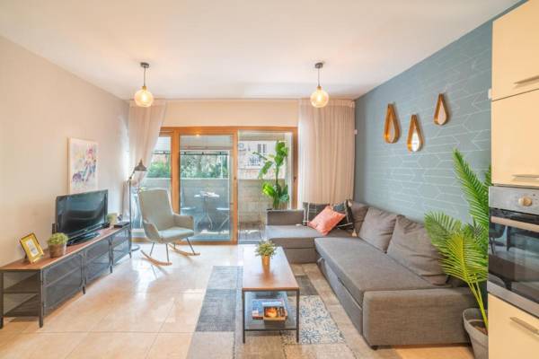 Art Apartment In Mamila - King David Residence