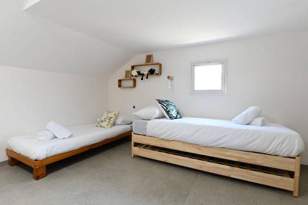 YalaRent Valley view Boutique cottages - Families only