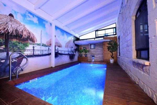 Heart Mansion Rashbi compound