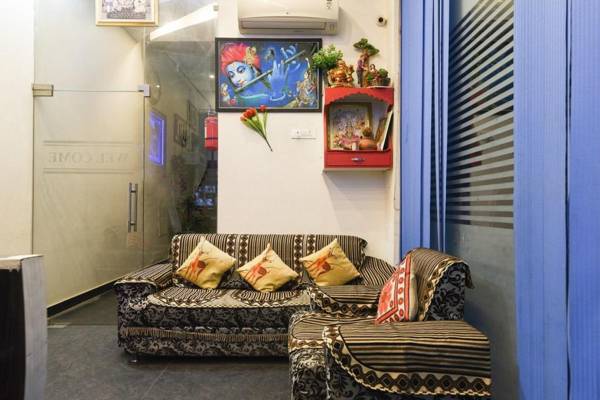 OYO 29856 Hotel Om Palace