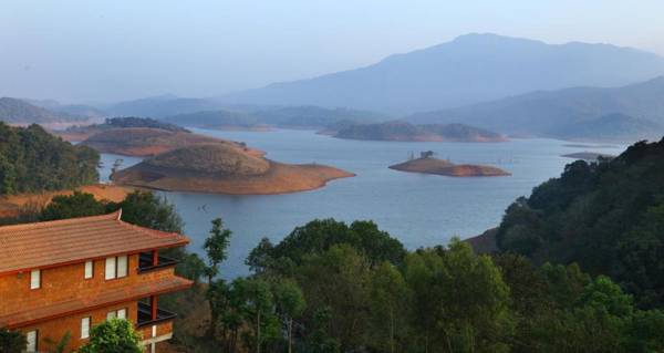 Contour Island Resort and Spa