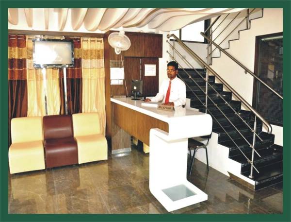 Hotel Shradha Saburi Palace