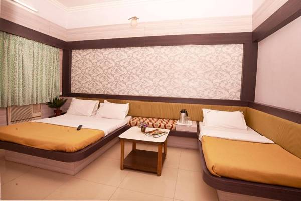Hotel Saideep Villas Shirdi