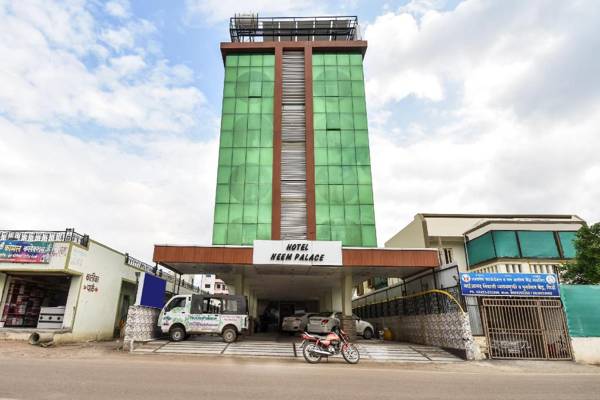 OYO 46283 Hotel Neem Palace