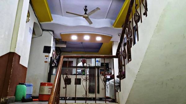 OYO 84756 Munot Residency