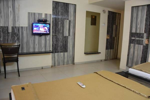 Suraj Budget HOtel
