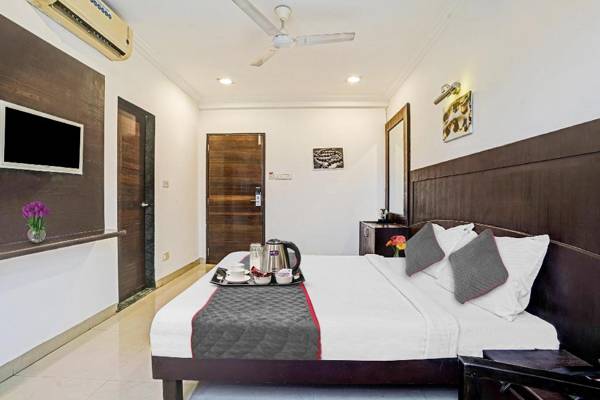 Townhouse 1052 Hotel Sai Wada