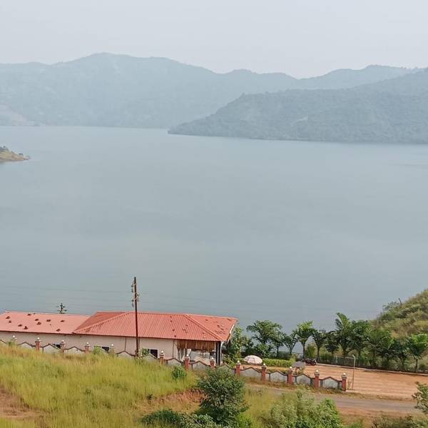 Swiss Lake Resort Lavasa