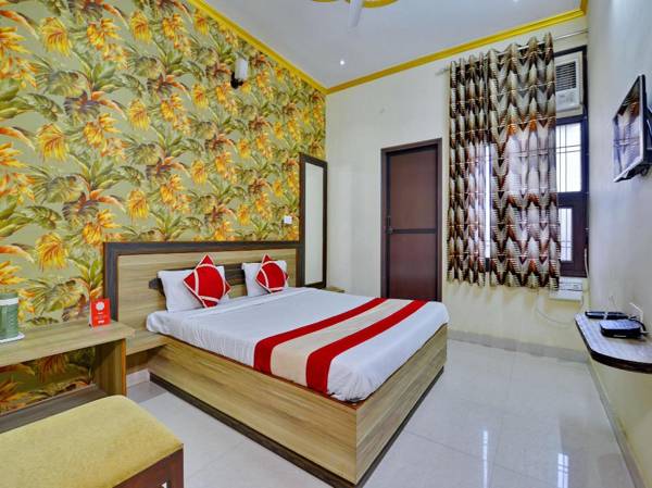 OYO 6670 Hotel Himalaya Tower