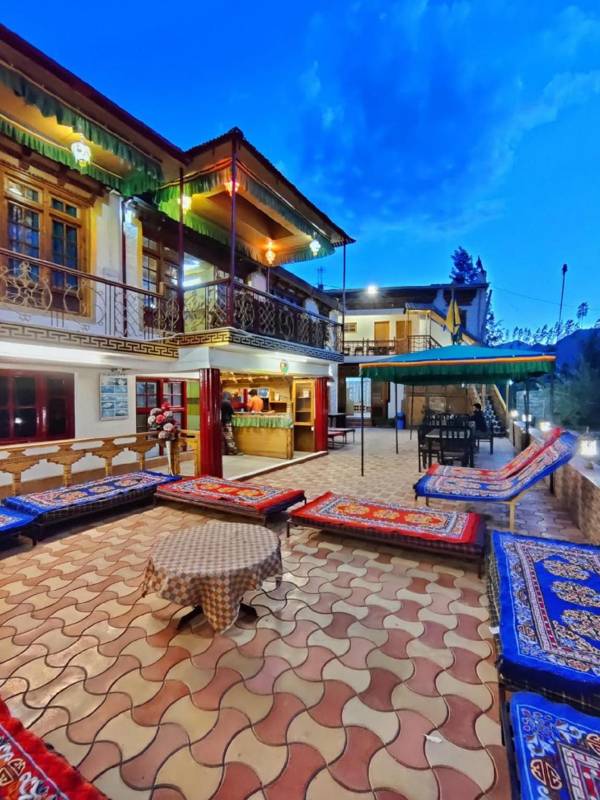 Heritage Chubi by Rover's Den