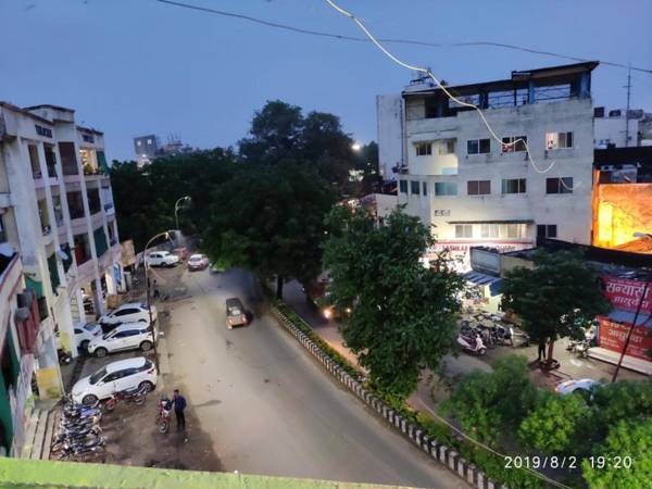 Hotel Thakur Ji