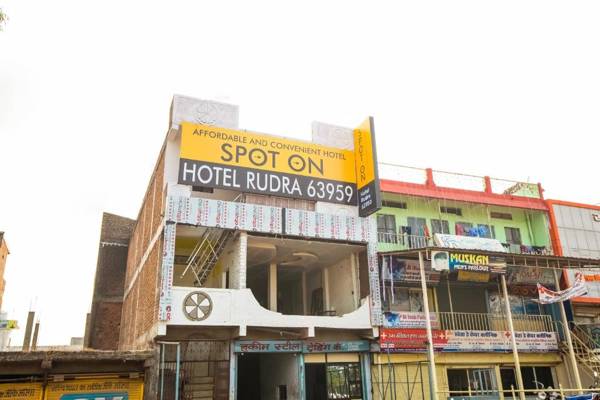 SPOT ON 63959 Hotel Rudra