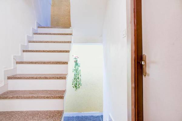 Capital O 81124 Hotel Bine Venue