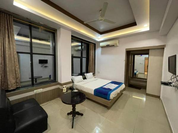 SKG Royal Palace - Chuna Bhatti