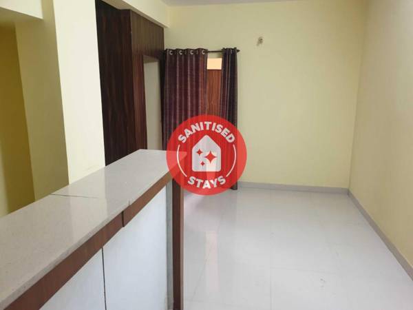 OYO 91026 Hotel Pearl Inn