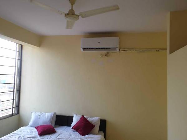 OYO 91026 Hotel Pearl Inn