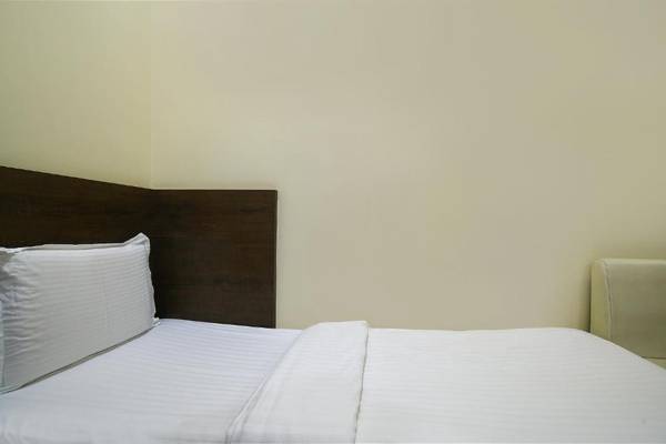 FabHotel Satyug Jaisinghpura