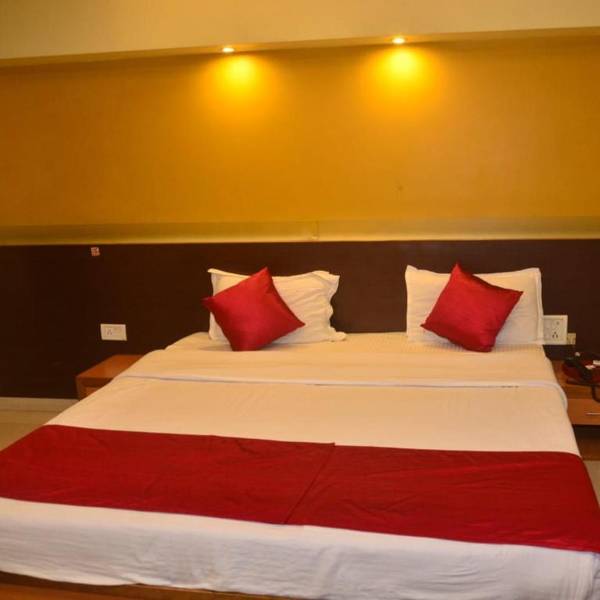 Hotel Poonam