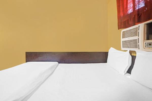 OYO Flagship 85517 Hotel Sheetal Lake View