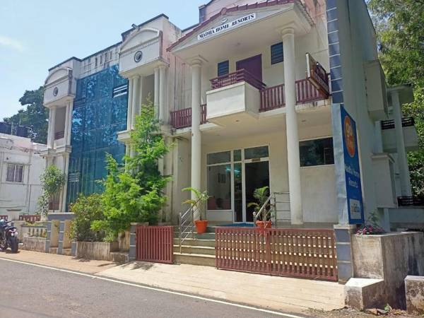 Madha Home Resorts At Backwater