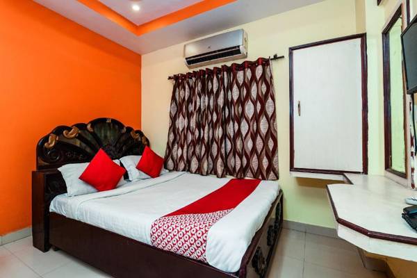 OYO 13425 Sindhura Guest House