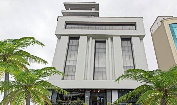 Hotel Saaket Residency - Hotel in Daba Gardens