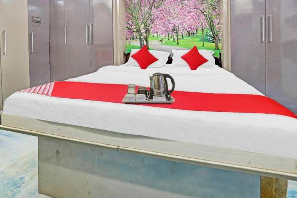 OYO 90286 Raj Residency