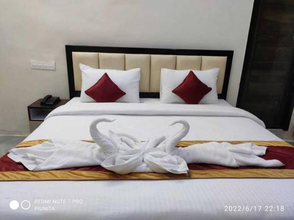 OYO 91035 Lotus Park Hotel