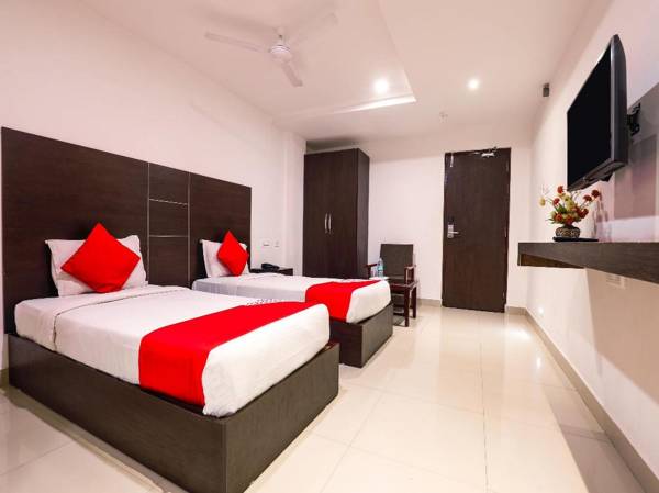 Capital O 7884 Hotel Thyag Inn