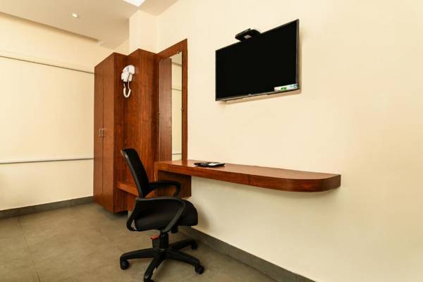 Workspace - Capital O 22922 Hotel Siddartha Grand