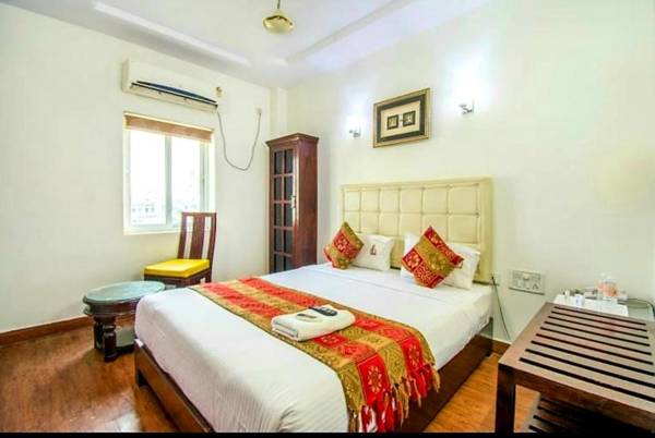 Hotel Sandhya Grand A/c