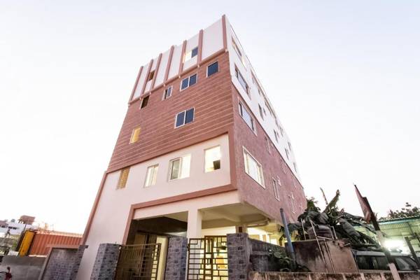 OYO 70680 Mokshajna Inn