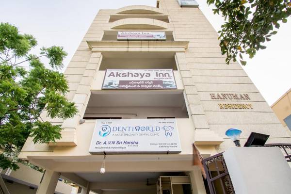 OYO 72156 Akshaya Inn