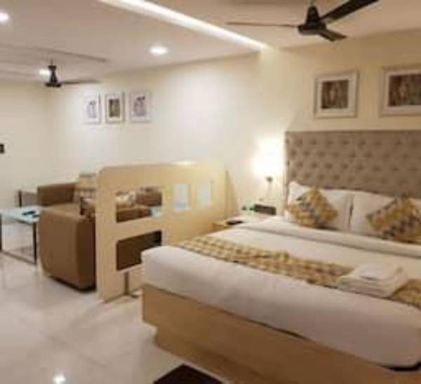 Hotel Swarna Heights