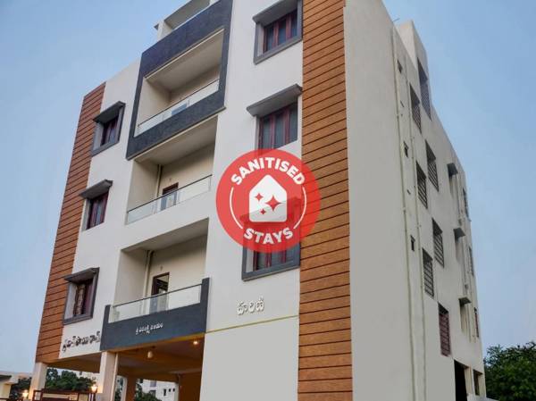 OYO 82381 Akshaya Kanuru