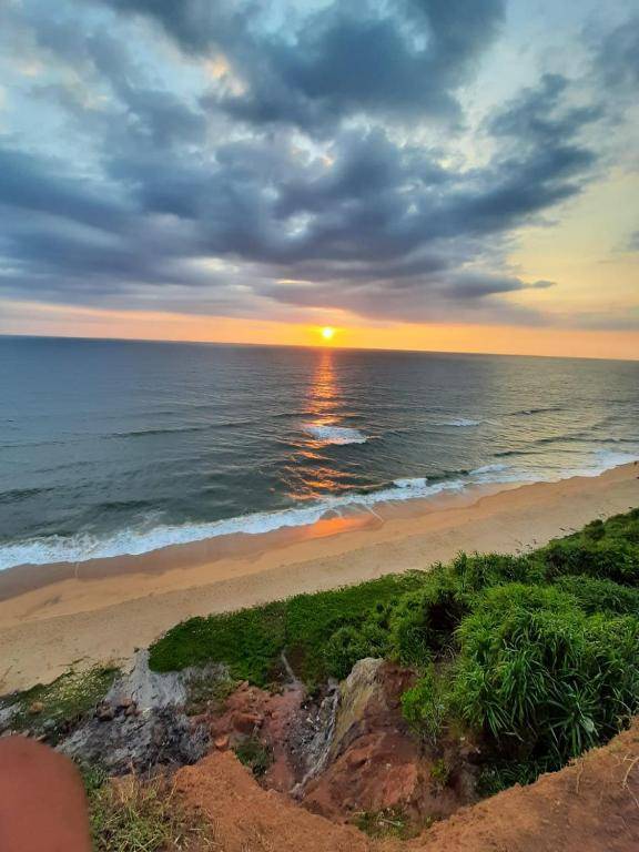 Pura Vida Varkala