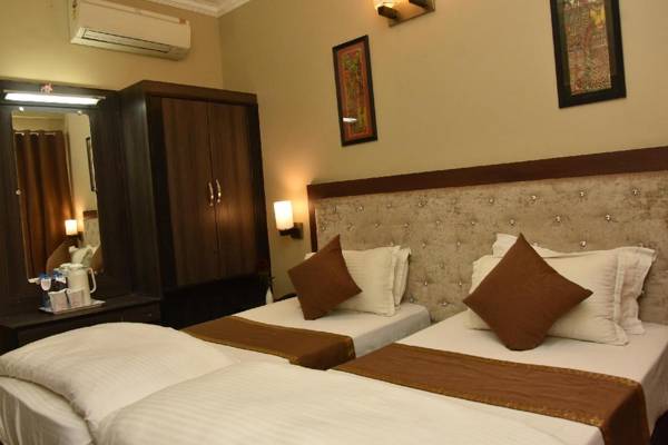 Hotel Vibhavharsh