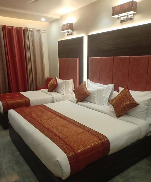 Hotel Abhinav International