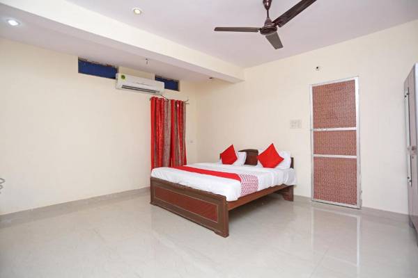 OYO 43901 Baba Guest House