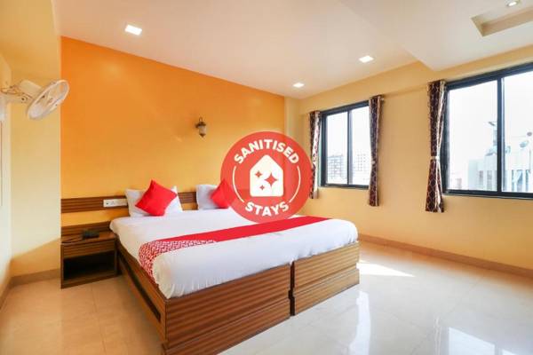 OYO 10679 Hotel Nanashree Executive