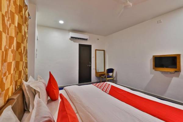 OYO 30255 Milan Party Hall