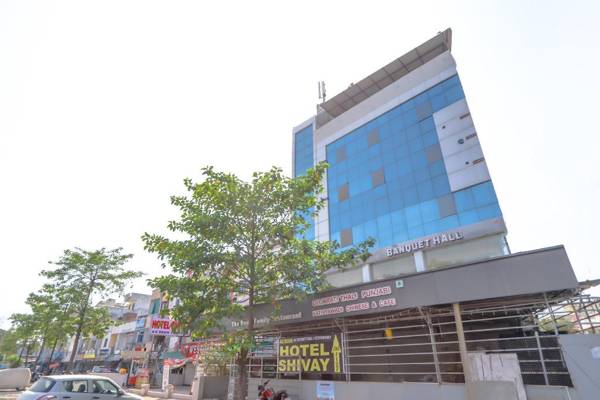 OYO 79733 Hotel Shivay