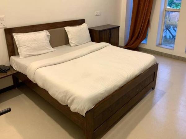 OYO Flagship 81034 Hotel Shiv Kunj Guest House