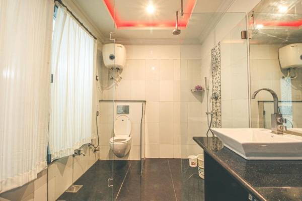 Hotel Mandiram Palace