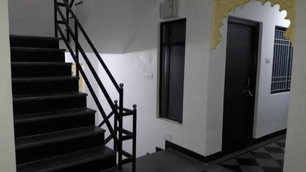 Nandini Paying Guest House