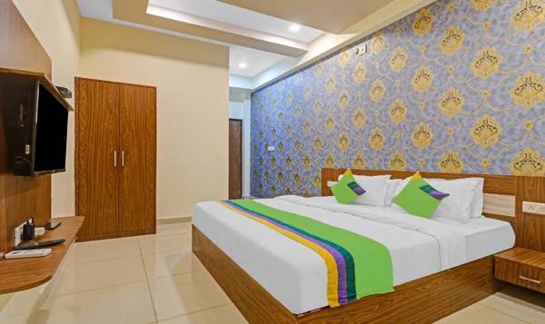 Hotel Lavishka palace